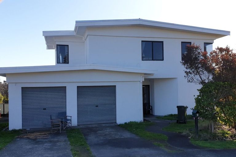 Photo of property in 8 Rotokawau Drive, Otamatea, Whanganui, 4500