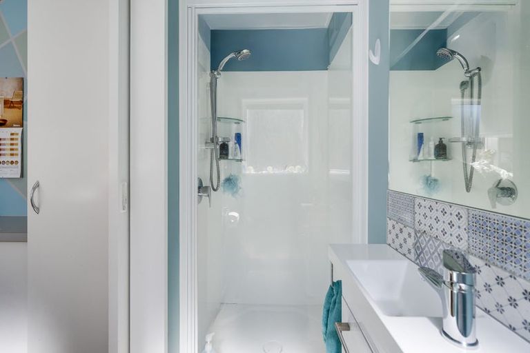 Photo of property in 2 Toop Street, Havelock North, 4130