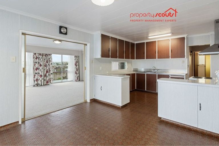 Photo of property in 61 Cracroft Street, Waitara, 4320