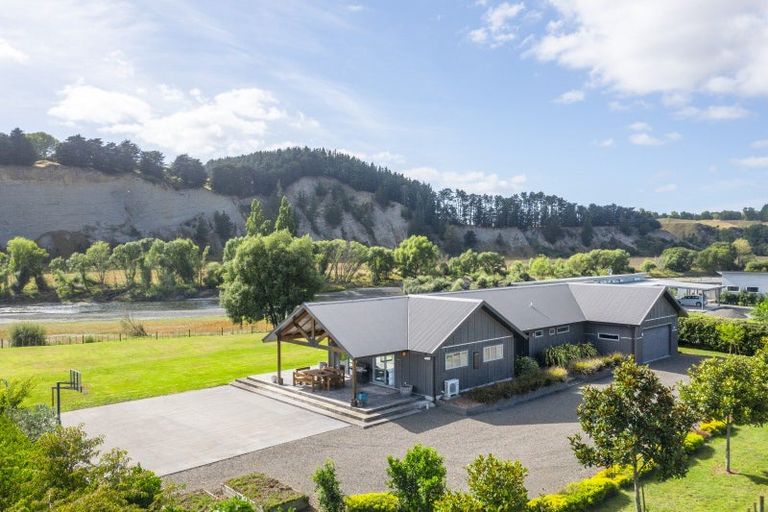 Photo of property in 742g River Road, Otane, 4277