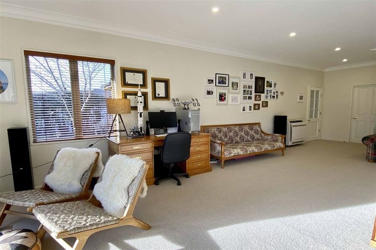 Photo of property in 53 Gladstone Terrace, Gladstone, Invercargill, 9810