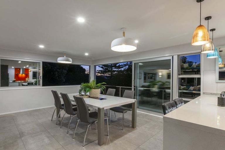 Photo of property in 19a Wharemauku Road, Raumati Beach, Paraparaumu, 5032