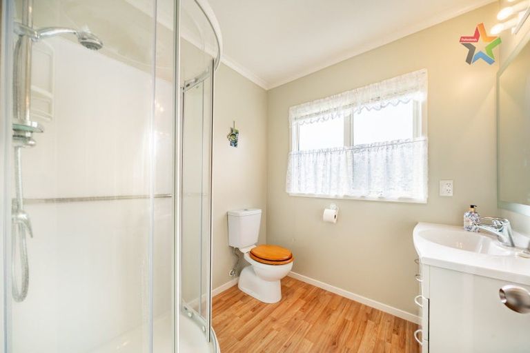 Photo of property in 10 Woodland Mews, Wainuiomata, Lower Hutt, 5014