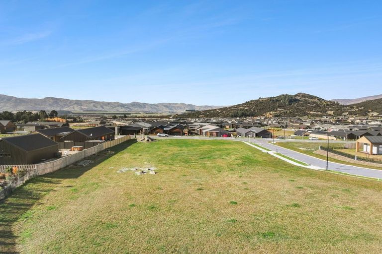 Photo of property in Northlake, 17 Erewhon Crescent, Wanaka, 9305