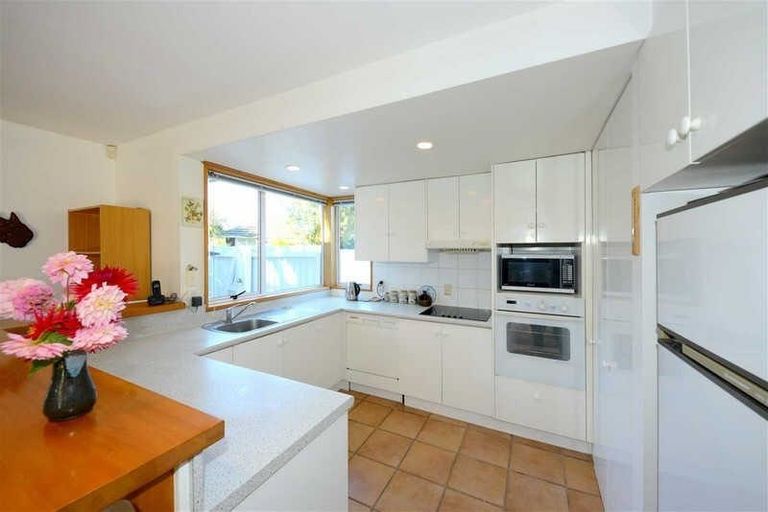 Photo of property in 1/94a Maidstone Road, Ilam, Christchurch, 8041