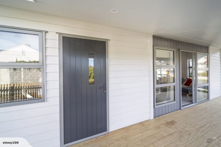Photo of property in 72 Links Avenue, Mount Maunganui, 3116