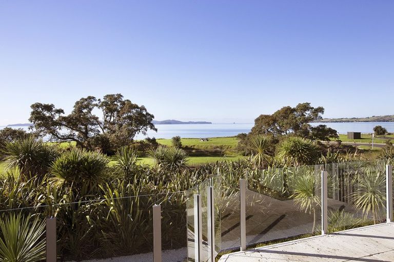 Photo of property in 39 Little Compton Mews, Snells Beach, 0920