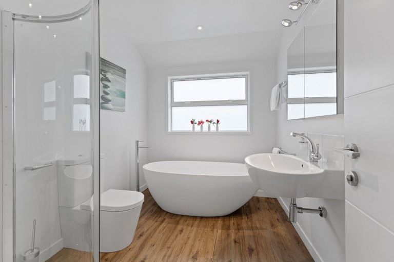 Photo of property in 31 Benmore Crescent, Pyes Pa, Tauranga, 3112