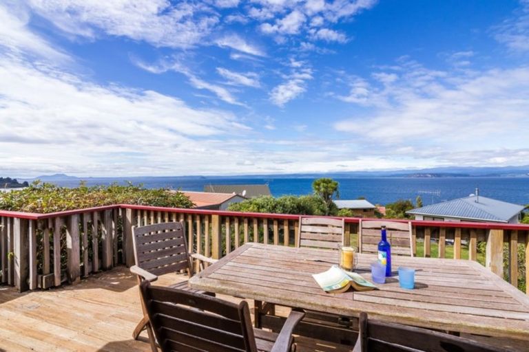 Photo of property in 17 Hinekapi Terrace, Kuratau, Turangi, 3381