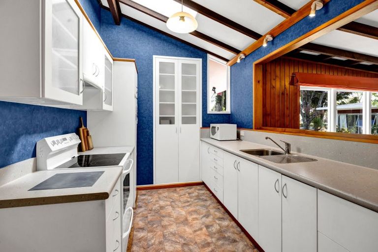 Photo of property in 11a Tawa Street, Inglewood, 4330