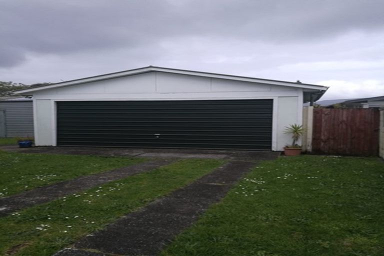 Photo of property in 15 Yvonne Street, Melville, Hamilton, 3206