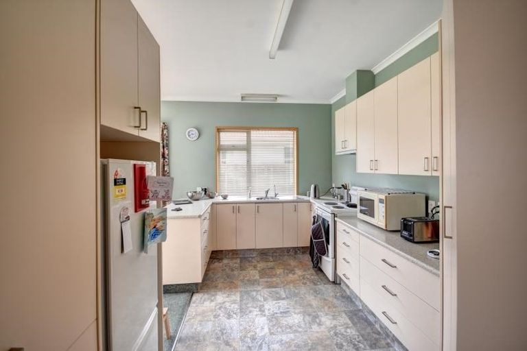 Photo of property in 17 Mills Street, Saint Kilda, Dunedin, 9012