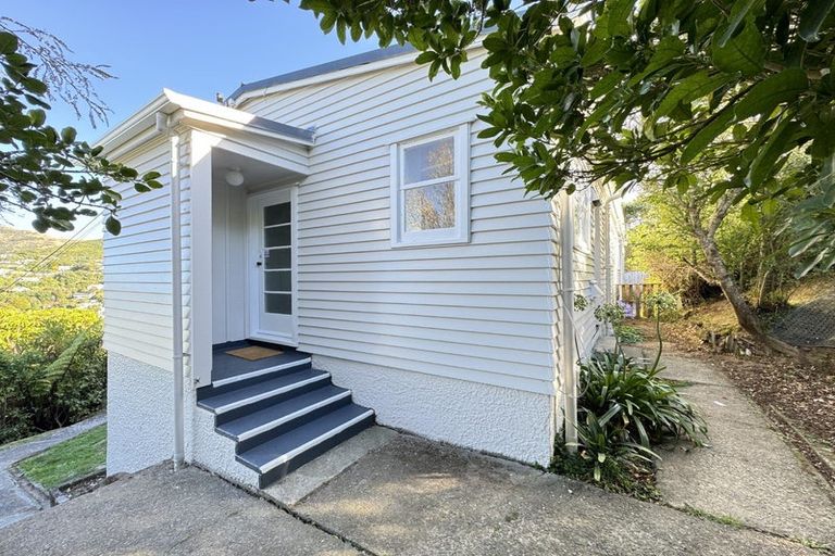 Photo of property in 29 Imlay Crescent, Ngaio, Wellington, 6035