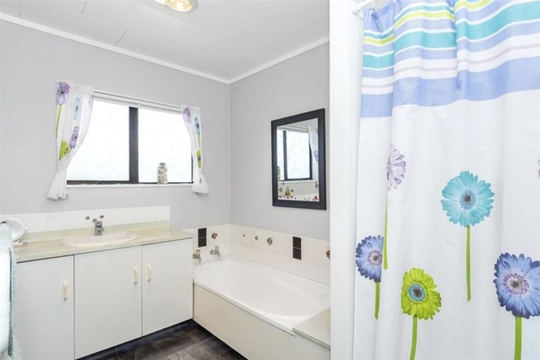 Photo of property in 56b Topaz Drive, Papamoa Beach, Papamoa, 3118