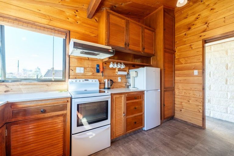 Photo of property in 12 Charles Street, Weston, Oamaru, 9401