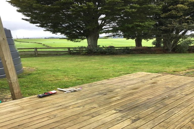 Photo of property in 64 Tuhimata Road, Paerata, Pukekohe, 2676