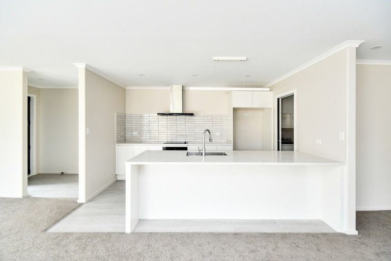 Photo of property in 35a Leathem Crescent, Pokeno, 2402