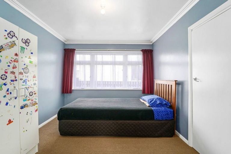 Photo of property in 13 Matai Street, Levin, 5510