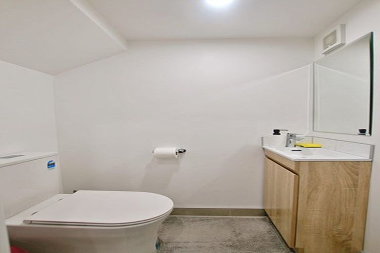 Photo of property in 52 Raupeti Lane, Henderson, Auckland, 0612