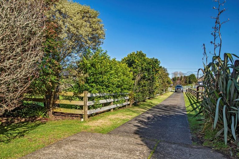 Photo of property in 9 Sands Road, Glenbervie, 0173