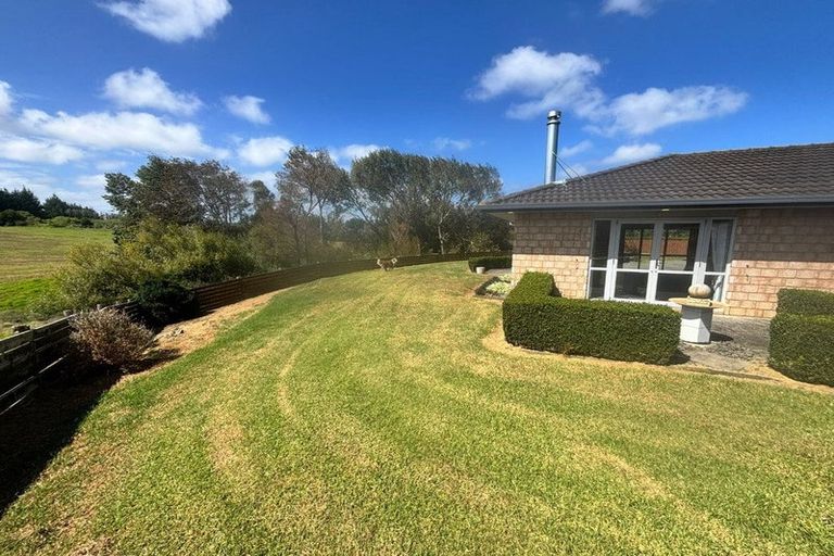 Photo of property in 27 Williams Road, Glenbrook, Waiuku, 2681