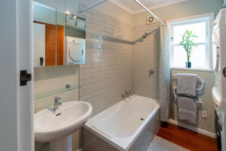 Photo of property in 57 Nottingham Street, Karori, Wellington, 6012