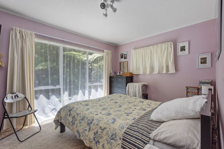 Photo of property in 2/19 James Grove, Stokes Valley, Lower Hutt, 5019