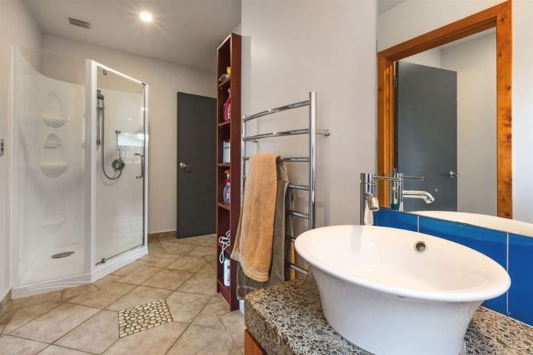 Photo of property in 62b Ngaio Road, Waikanae, 5036