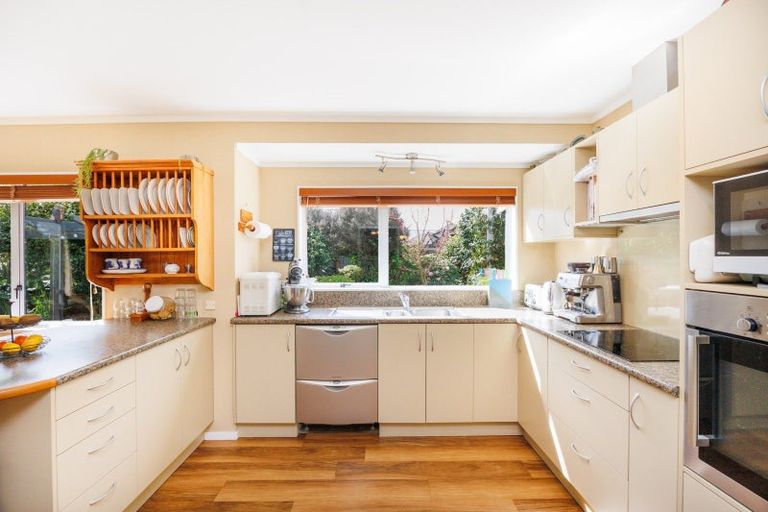 Photo of property in 27 Norfolk Crescent, Feilding, 4702