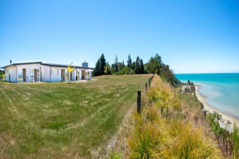 Photo of property in 11 Aporo Road, Ruby Bay, Upper Moutere, 7173