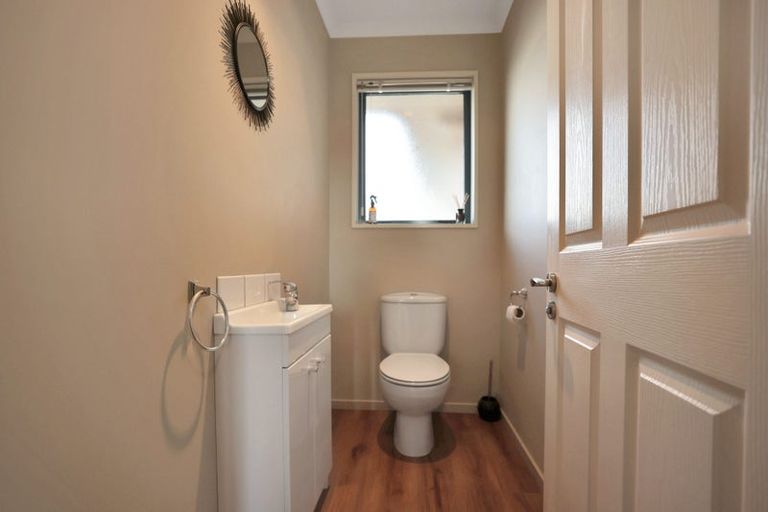 Photo of property in 32 Thomson Street, Tinwald, Ashburton, 7700