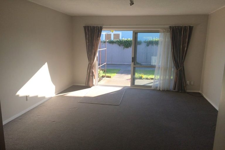 Photo of property in 2/57 Ranfurly Street, St Albans, Christchurch, 8014