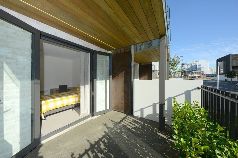 Photo of property in 2/214 Hereford Street, Christchurch Central, Christchurch, 8011