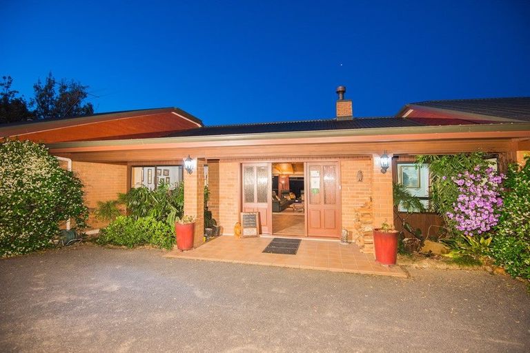 Photo of property in 846 Puketona Road, Haruru, 0204