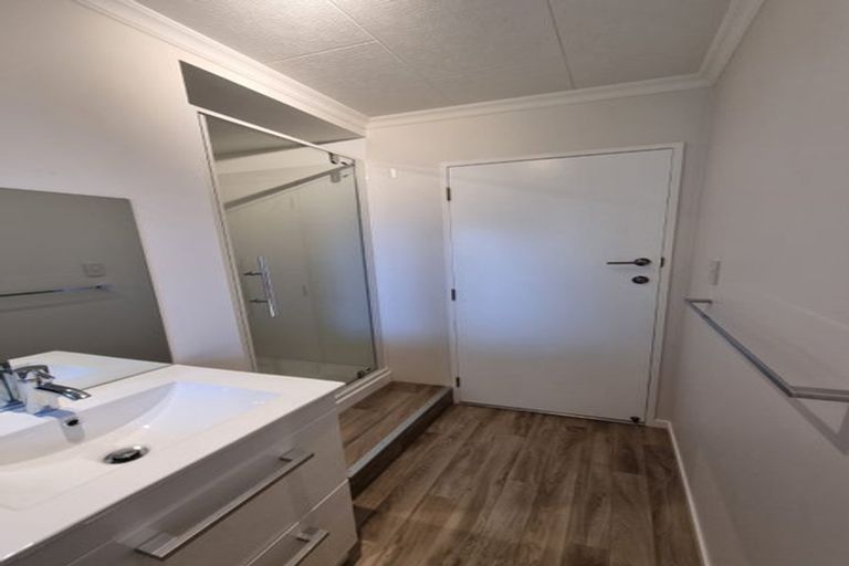 Photo of property in 34 Kentucky Way, Awapuni, Palmerston North, 4412