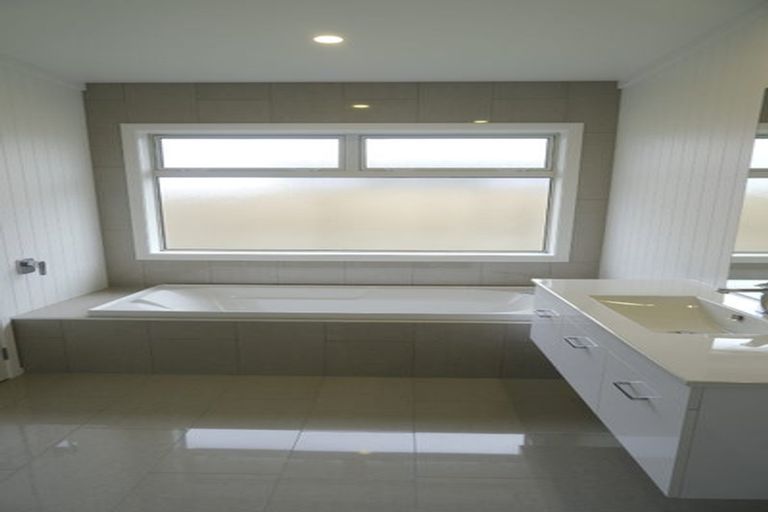 Photo of property in 23 Wai Terrace, Wharewaka, Taupo, 3330