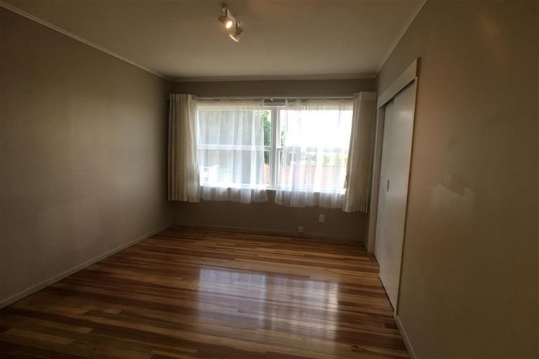 Photo of property in 150 Ti Rakau Drive, Pakuranga, Auckland, 2010