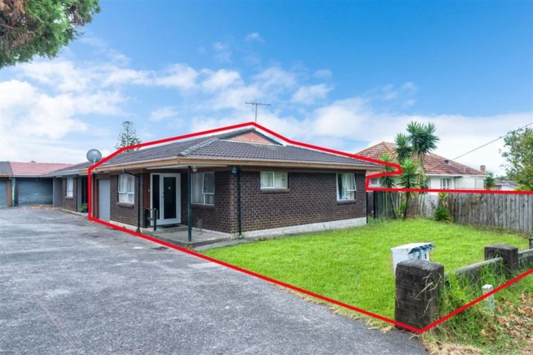 Photo of property in 6/13 Seabrook Avenue, New Lynn, Auckland, 0600