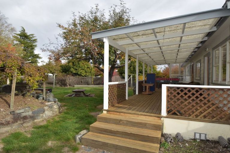 Photo of property in 35 Jollie Road, Twizel, 7901