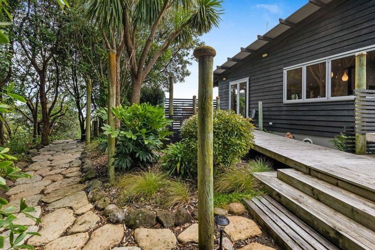 Photo of property in 20 Mowhanau Drive, Kai Iwi, Whanganui, 4574