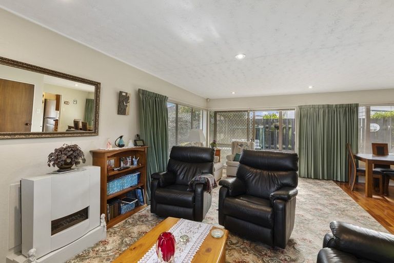 Photo of property in 26c Brasell Street, Fairfield, Lower Hutt, 5011