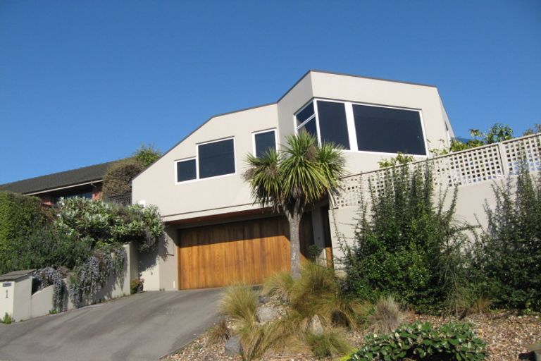 Photo of property in 1 Overdale Drive, Cashmere, Christchurch, 8022