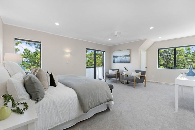 Photo of property in 150 Wade River Road, Wade Heads, Whangaparaoa, 0932