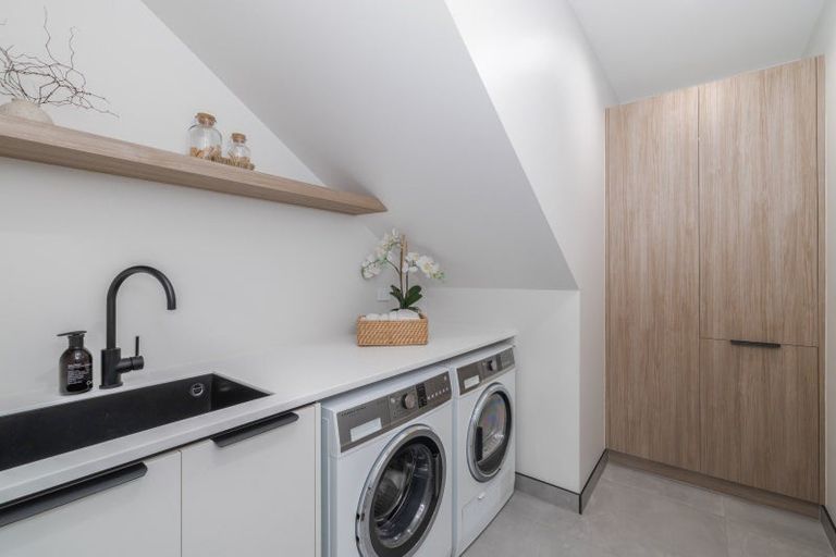 Photo of property in 2 Quarters Place, Halswell, Christchurch, 8025