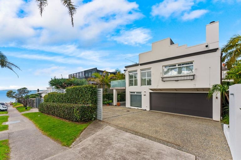 Photo of property in 15 The Strand, Takapuna, Auckland, 0622