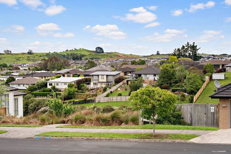 Photo of property in 23 Raithburn Terrace, Pokeno, 2402