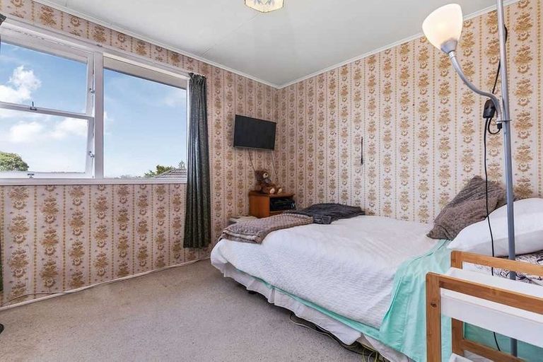 Photo of property in 3 Park Road, Glenfield, Auckland, 0629