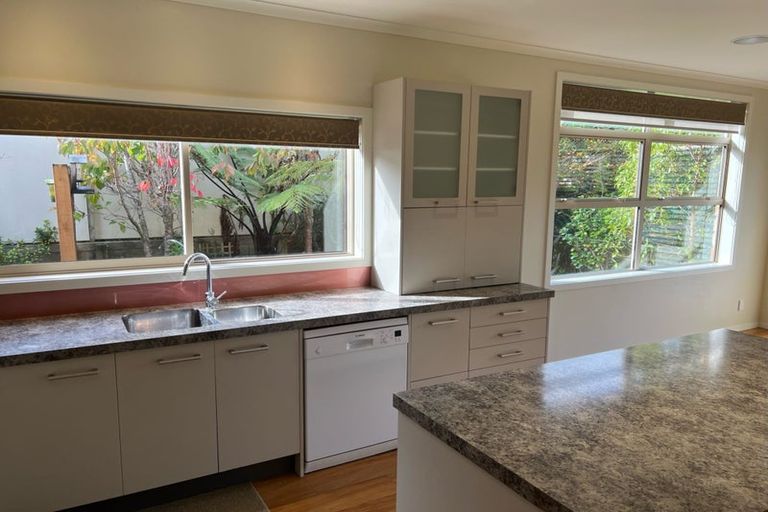 Photo of property in 18 Pukemere Way, Pukerua Bay, 5026