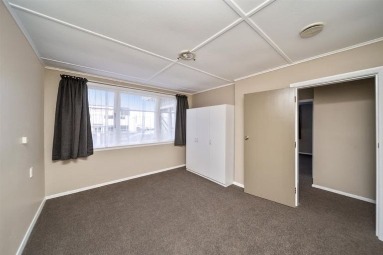 Photo of property in 22 Wellington Street, Hawera, 4610