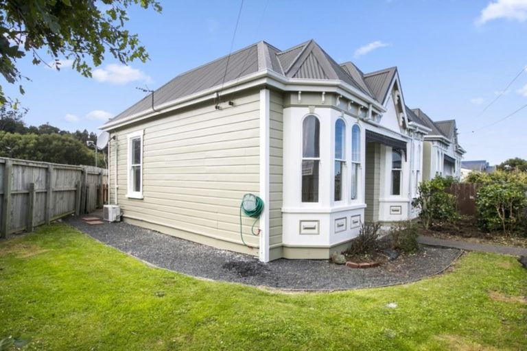 Photo of property in 1 Queens Drive, Saint Kilda, Dunedin, 9012
